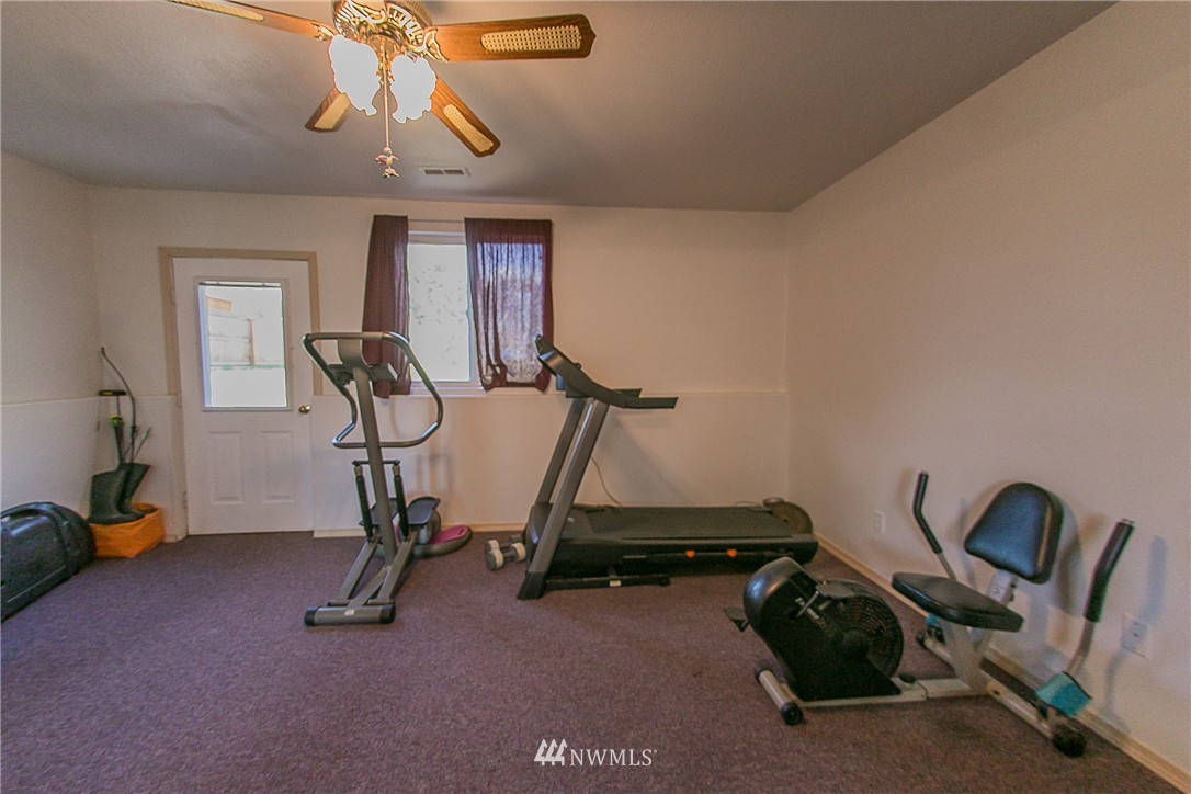 2161 Elgin Road Northeast Moses Lake, WA 98837 - Photo 22 of 25 Gallery Image 22