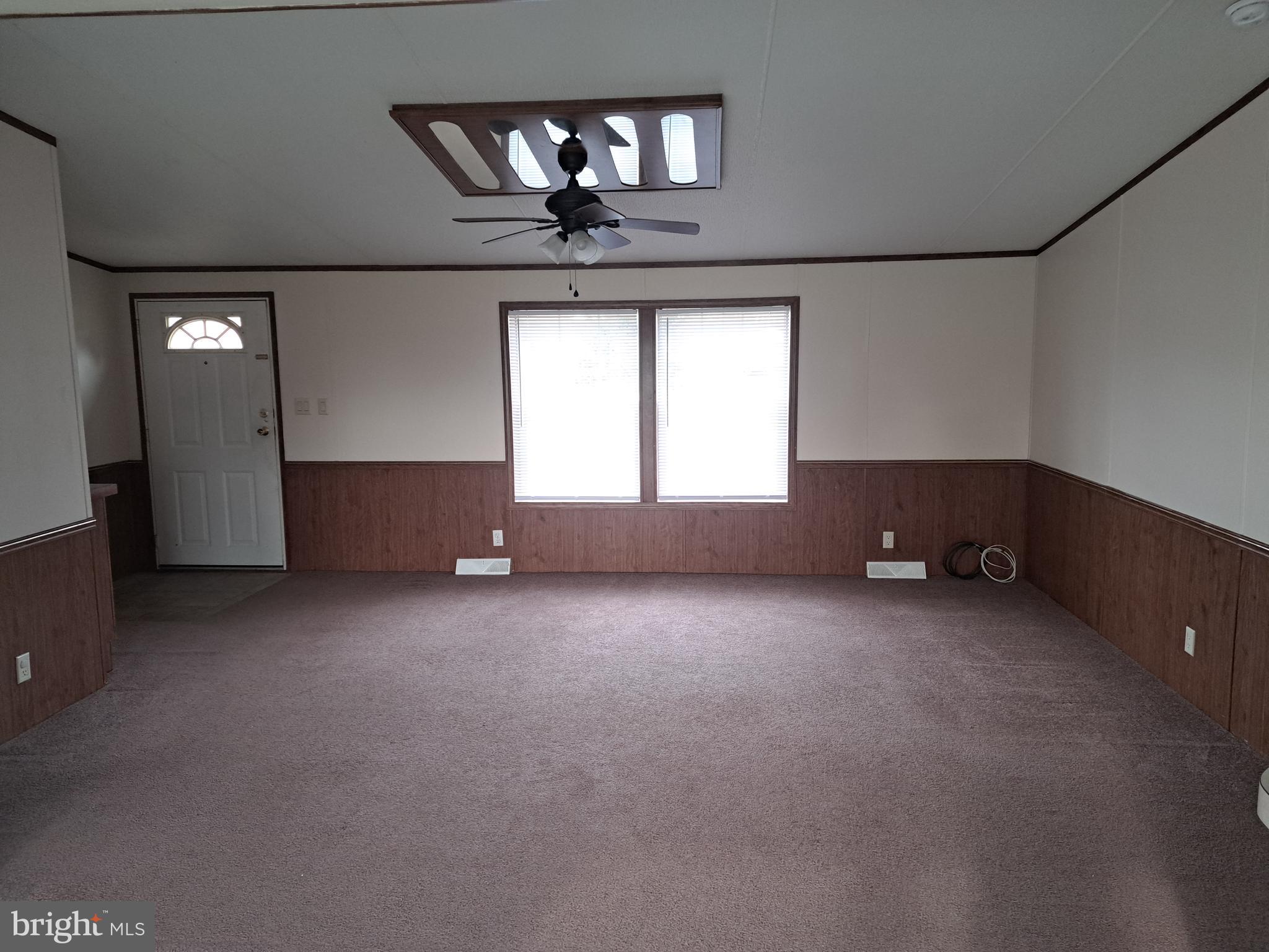 6607 Briarpatch Road Hurlock, MD 21643 - Photo 4 of 17 Living room