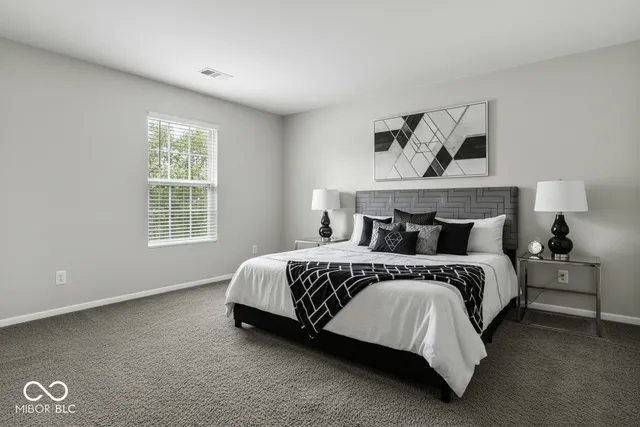 $279,900 | 1236 North Aberdeen Drive, Franklin, IN 46131