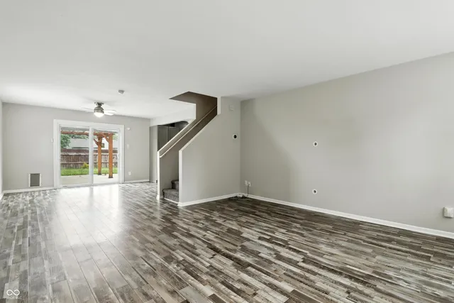 $279,900 | 1236 North Aberdeen Drive, Franklin, IN 46131