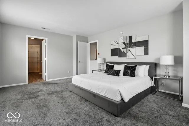 $279,900 | 1236 North Aberdeen Drive, Franklin, IN 46131