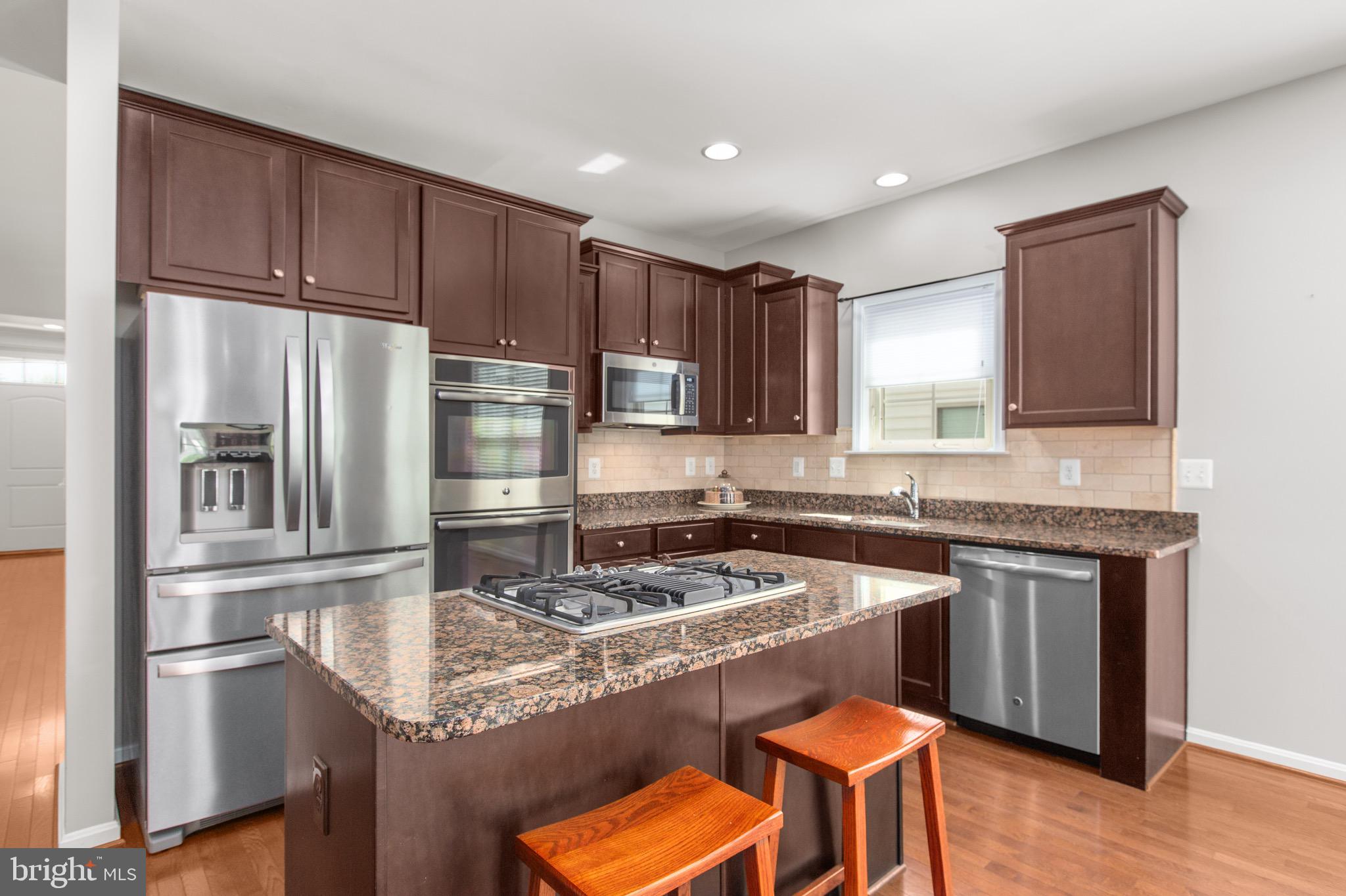 6016 East Greenbrier River Road Fredericksburg, VA 22407 - Photo 13 of 46 Gas Cook Top, Double Oven, Granite Counters