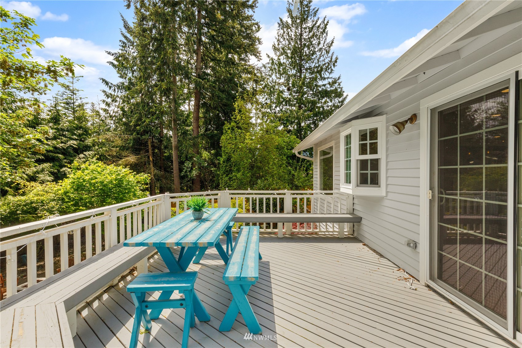 4710 Picnic Point Road Edmonds, WA 98026 - Photo 7 of 27 Gallery Image 7