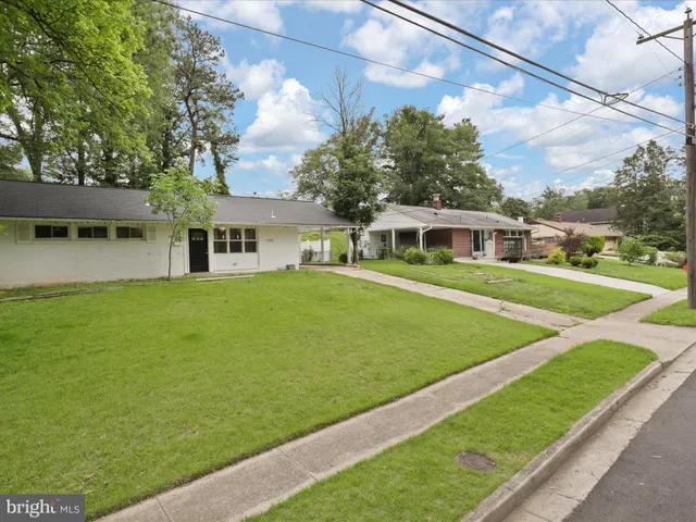 $585,000 | 7435 Bath Street, Springfield, VA 22150