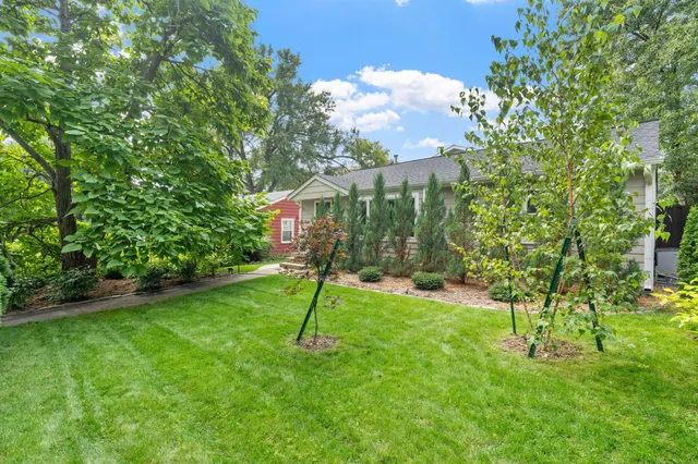 $3,995 | 263 Lexington Parkway South, St. Paul, MN 55105