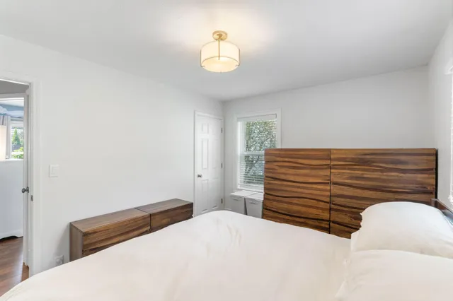 $3,995 | 263 Lexington Parkway South, St. Paul, MN 55105