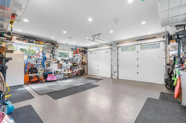 $3,995 | 263 Lexington Parkway South, St. Paul, MN 55105