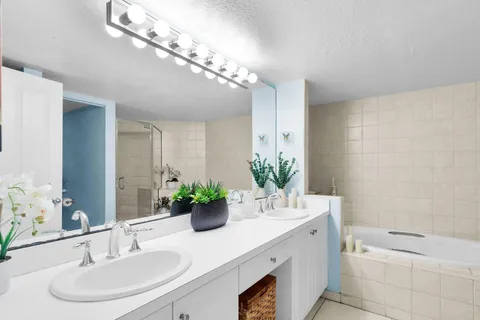 $1,495,000 | 77 Seaside N Court, Key West, FL 33040