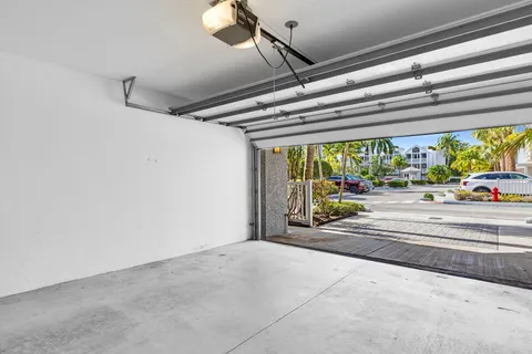 $1,495,000 | 77 Seaside N Court, Key West, FL 33040