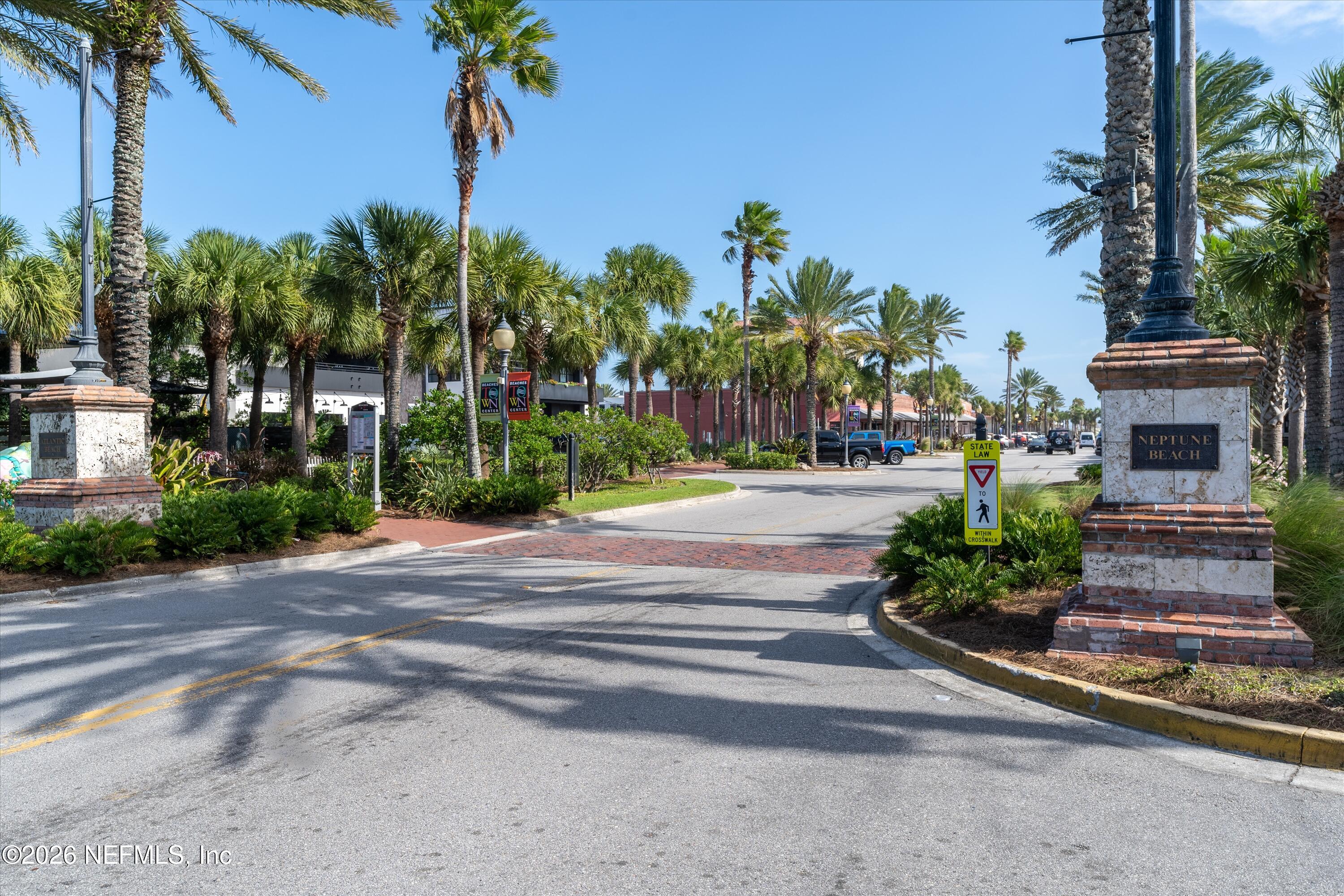 350 4th Street Atlantic Beach, FL 32233 - Photo 16 of 20 17-Towncenter