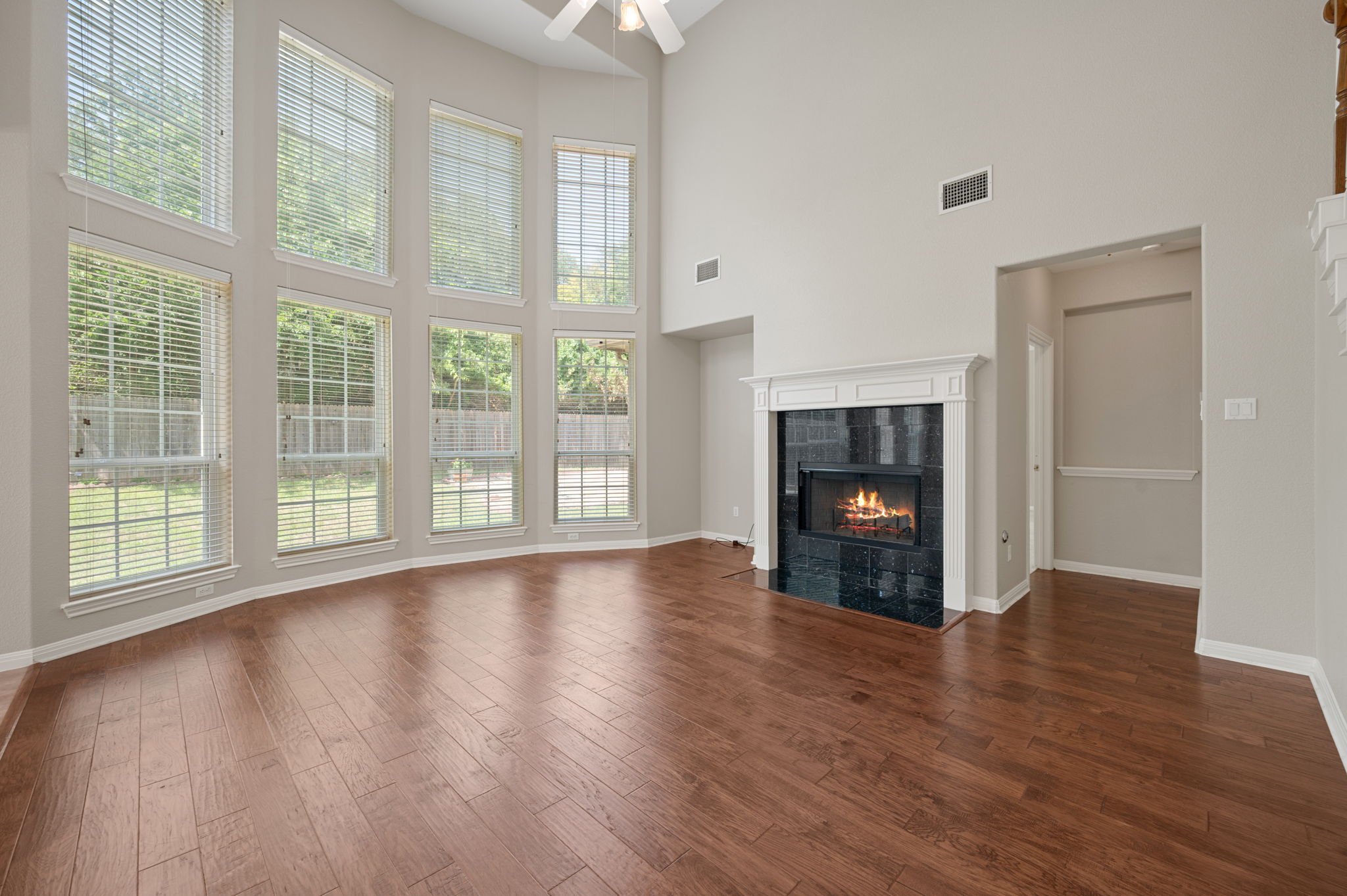 10233 Chestnut Ridge Road Austin, TX 78726 - Photo 7 of 39