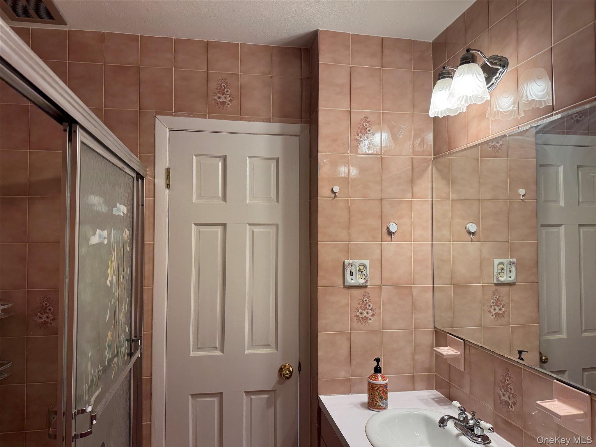 144-44 25th Road Queens, NY 11354 - Photo 16 of 35