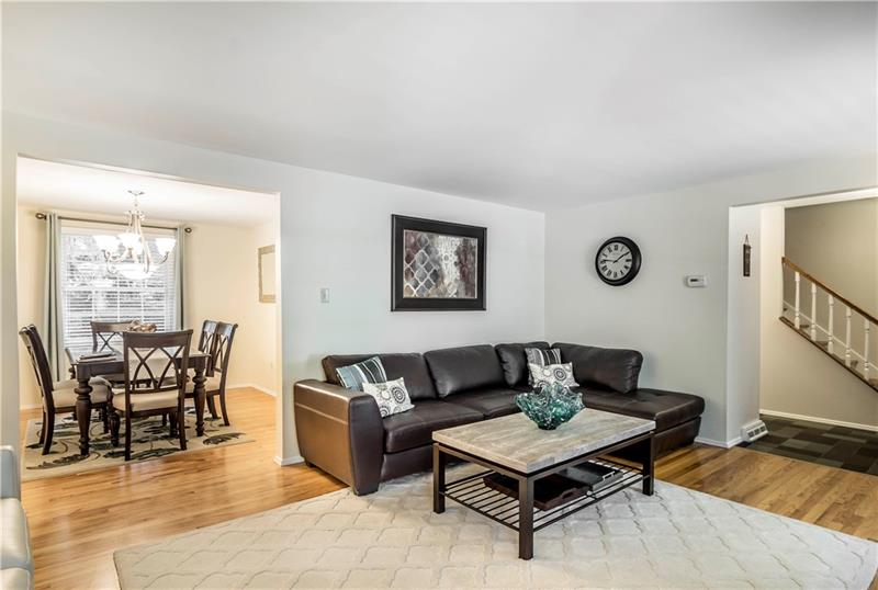 421 Manordale Road Pittsburgh, PA 15241 - Photo 5 of 25 You'll also immediately notice the easy, open flow of this home when you tour it!