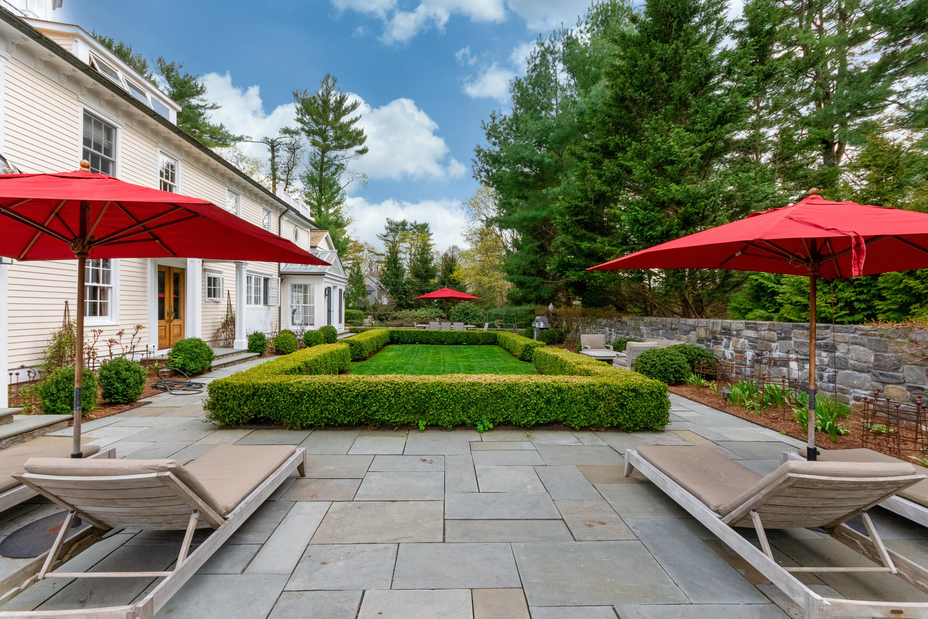 8 Searles Road Darien, CT 06820 - Photo 67 of 76 8 Searles Rd Darien CT 06820-print-094-0