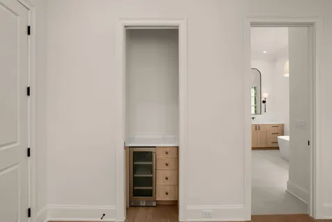 $2,400,000 | 4224 B Granny White Pike, Nashville, TN 37204