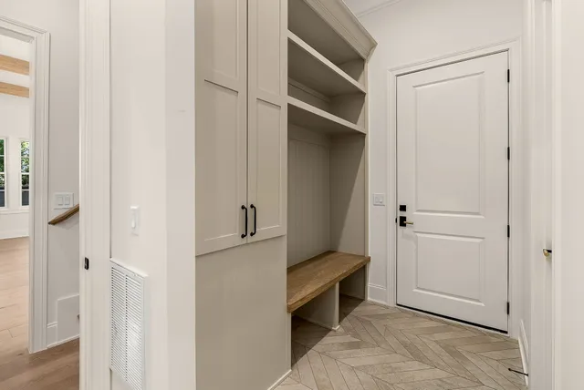 $2,300,000 | 4224 B Granny White Pike, Nashville, TN 37204