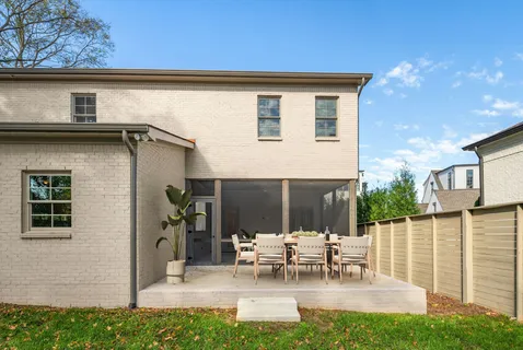 $2,300,000 | 4224 B Granny White Pike, Nashville, TN 37204