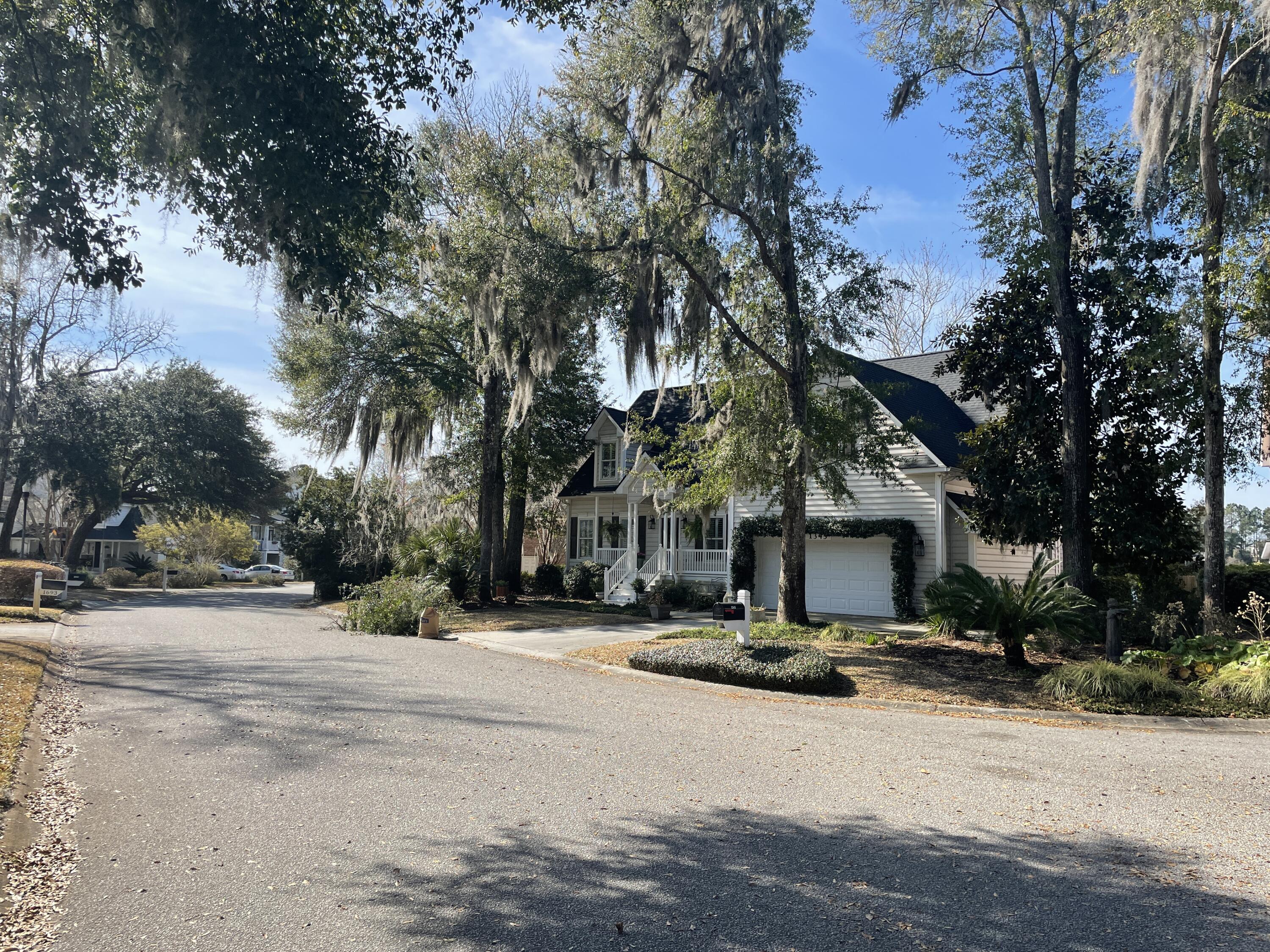 1345 Woodlock Road Mount Pleasant, SC 29464 - Photo 58 of 62 IMG_6731
