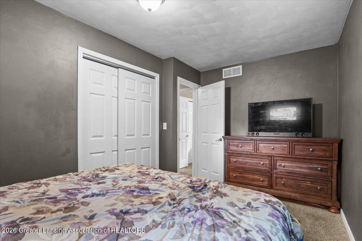 4264 Kim Rye Lane Holt, MI 48842 - Photo 18 of 38 15-Photo Jun 19 2026, 7 48 42 PM