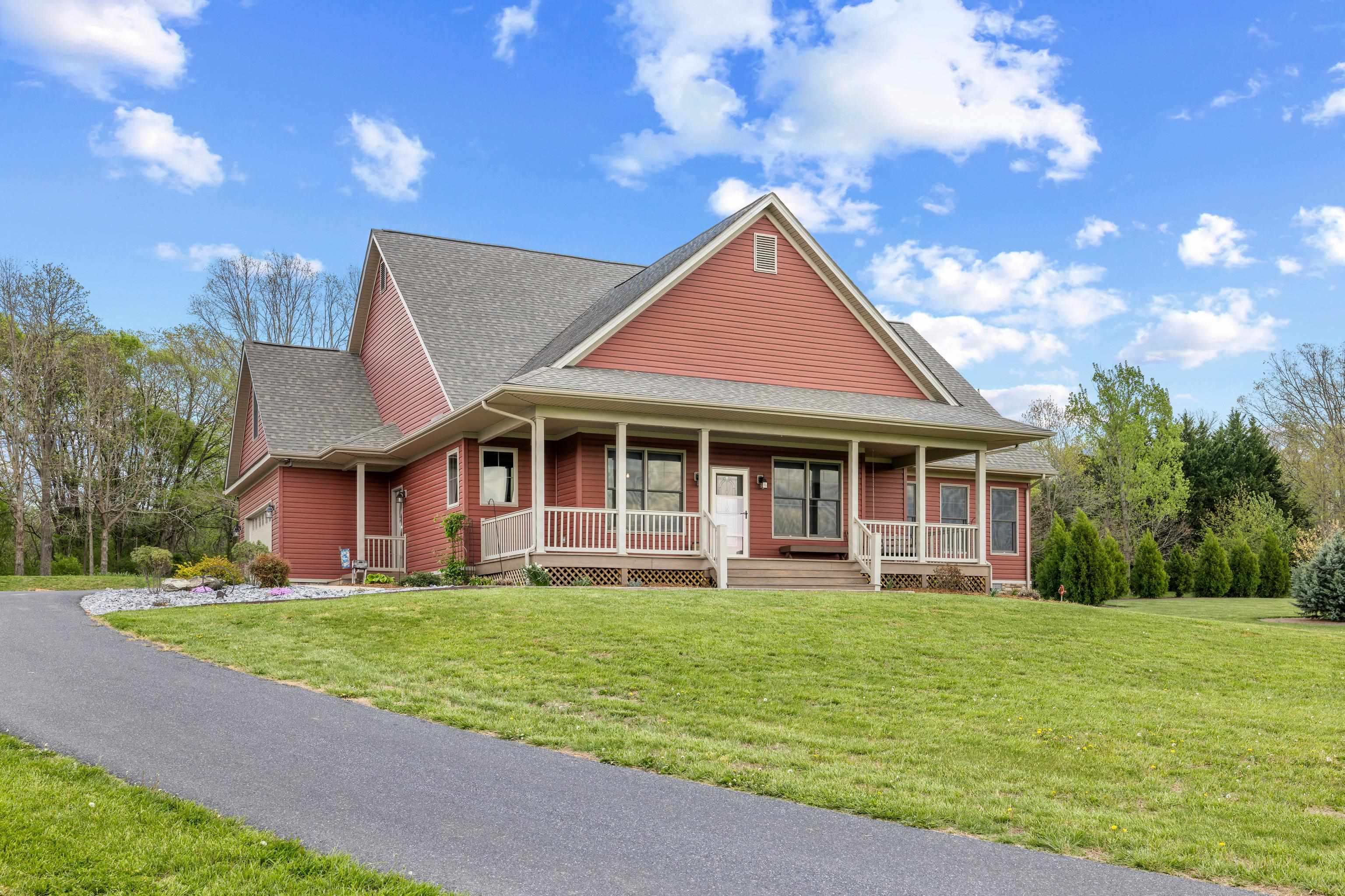 2390 Tinkling Spring Road Stuarts Draft, VA 24477 - Photo 2 of 56