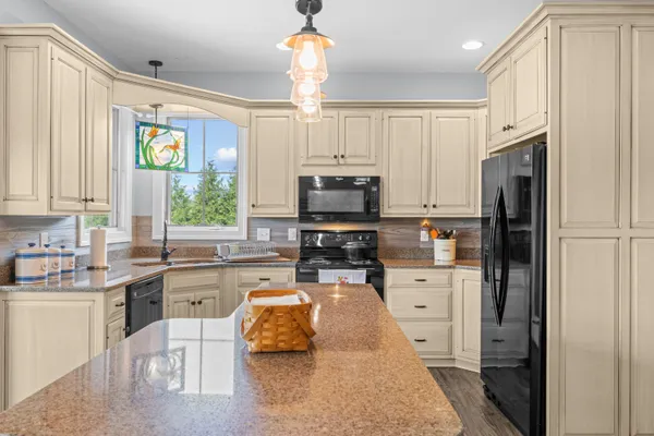 $550,000 | 2390 Tinkling Spring Road, Stuarts Draft, VA 24477