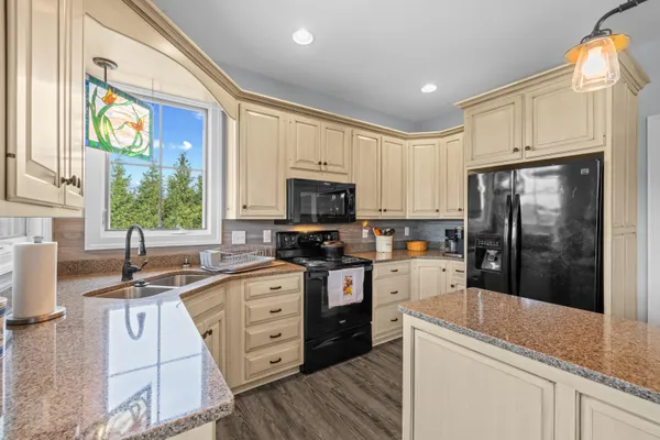 $550,000 | 2390 Tinkling Spring Road, Stuarts Draft, VA 24477