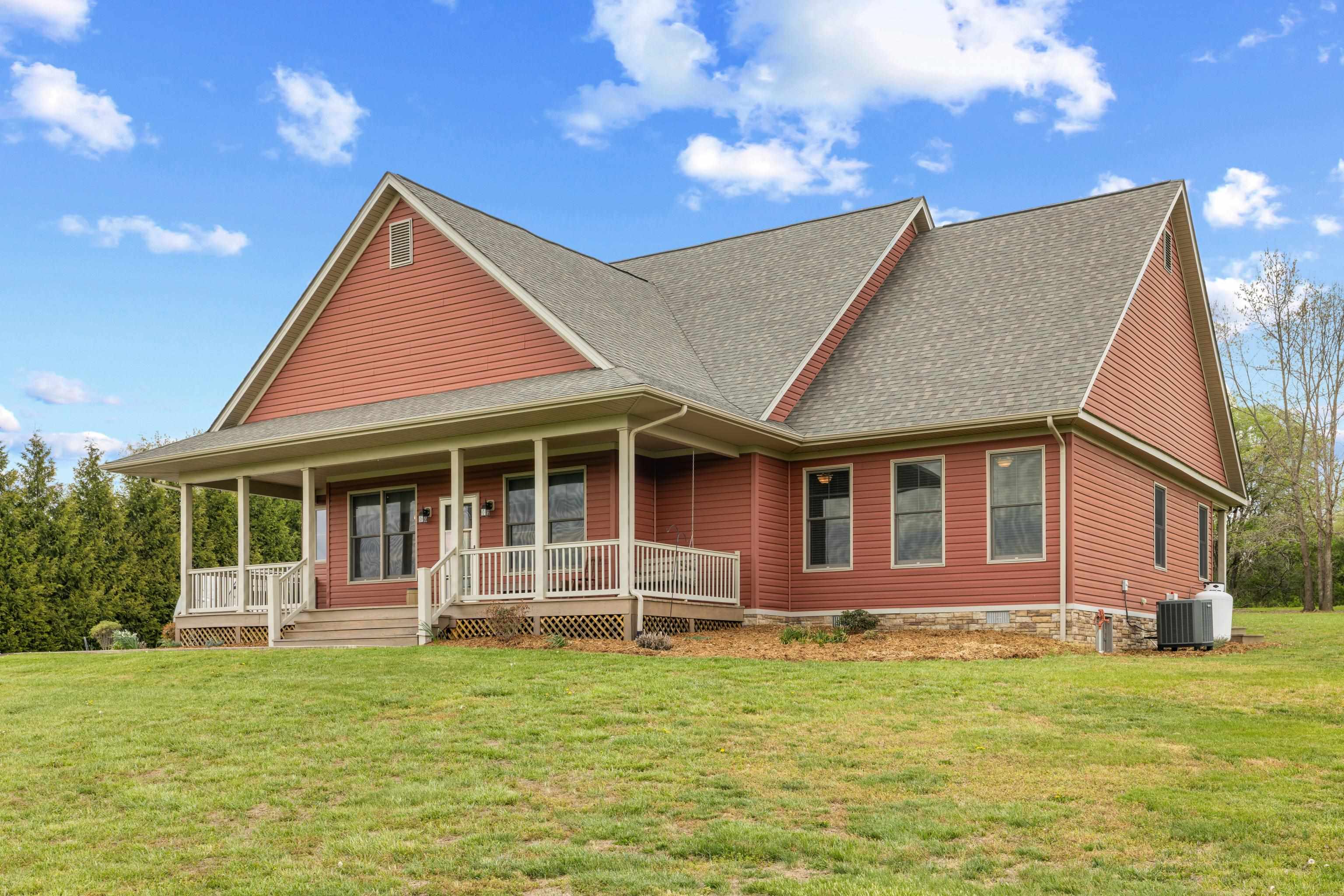 2390 Tinkling Spring Road Stuarts Draft, VA 24477 - Photo 3 of 56