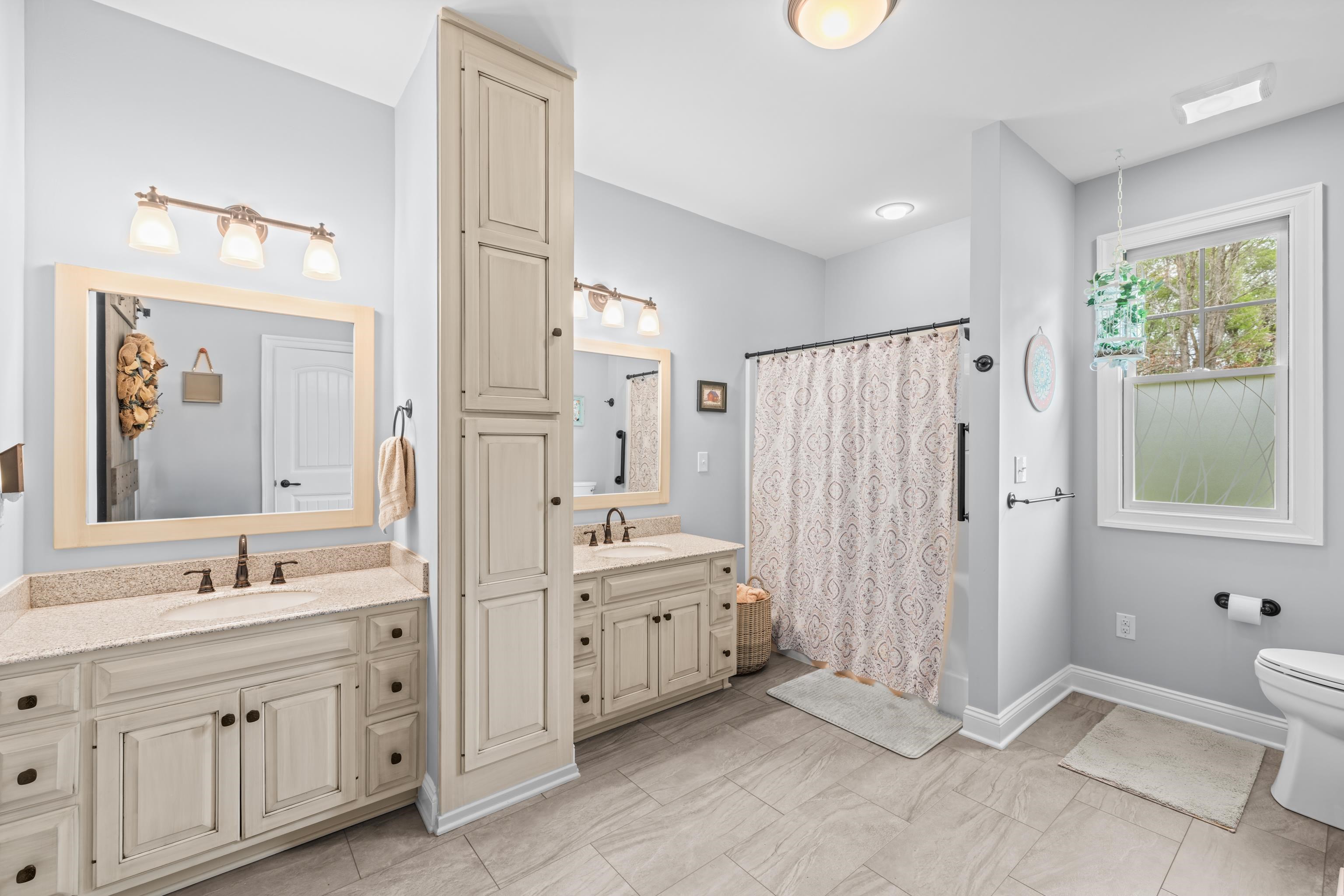 2390 Tinkling Spring Road Stuarts Draft, VA 24477 - Photo 31 of 56