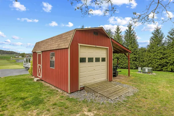 $550,000 | 2390 Tinkling Spring Road, Stuarts Draft, VA 24477