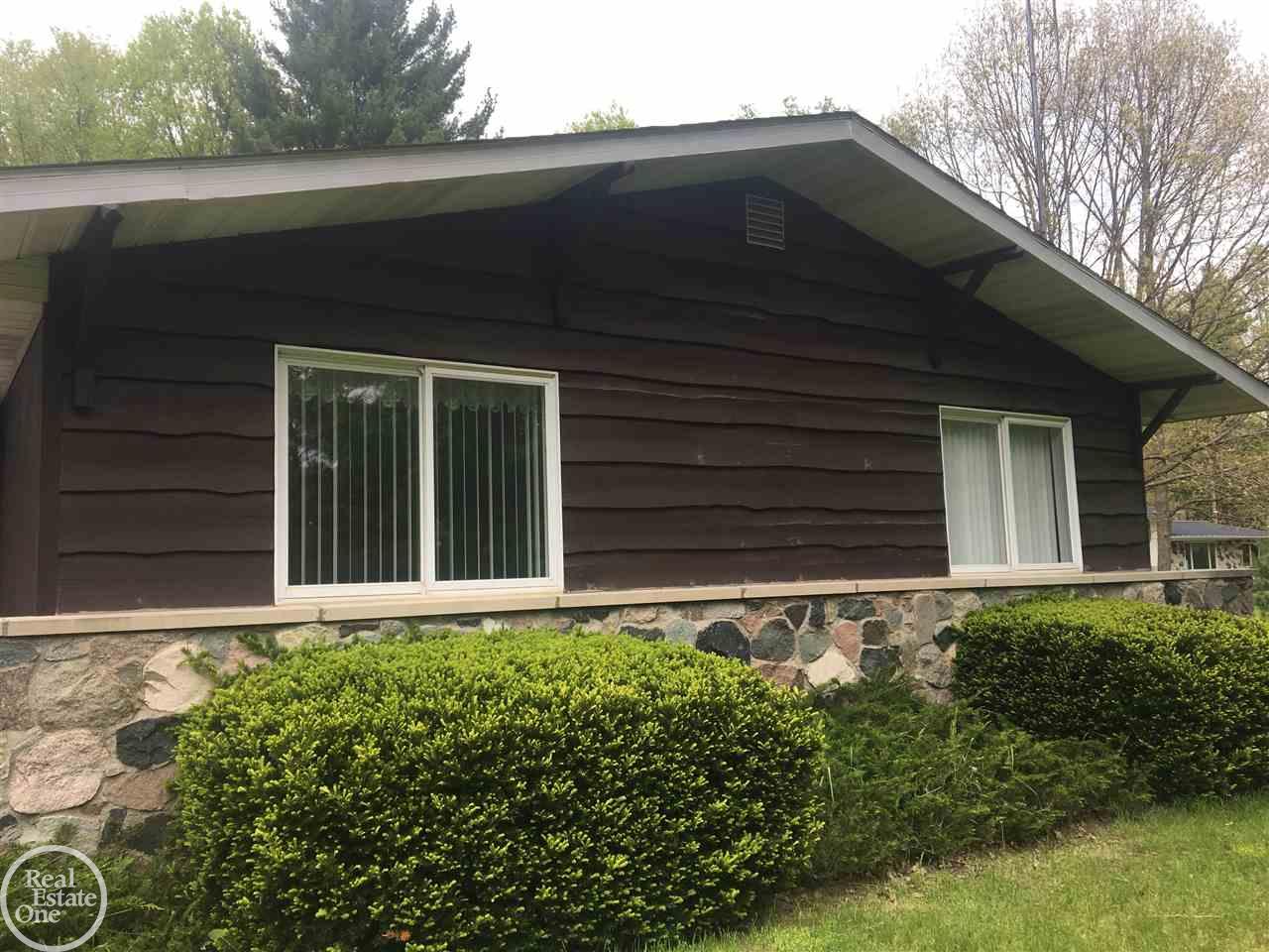 7116 Bryce Road North Street, MI 48049 - Photo 58 of 61 31381282-58.JPG