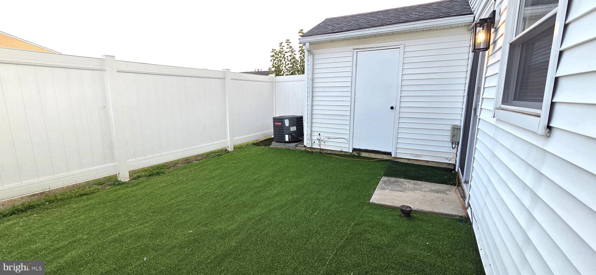 3 Linden Court Sicklerville, NJ 08081 - Photo 30 of 31 a view of a backyard with pathway