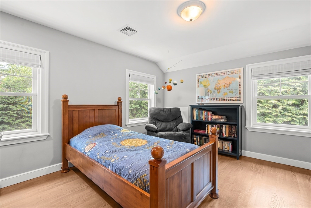 23 Northgate Road Wellesley, MA 02481 - Photo 21 of 31