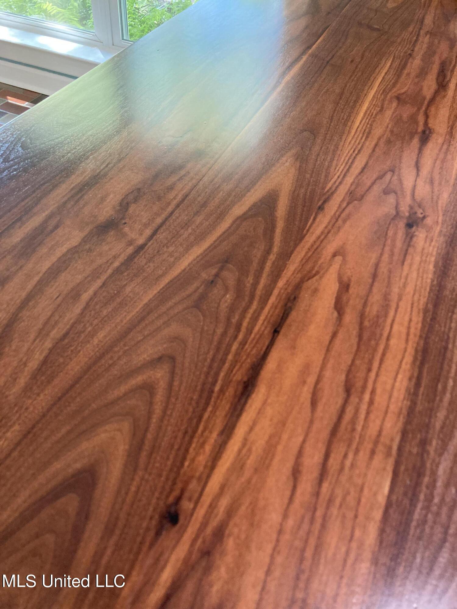 300 Bob White Lane Ridgeland, MS 39157 - Photo 7 of 32 7 Kitchen Walnut countertop 2