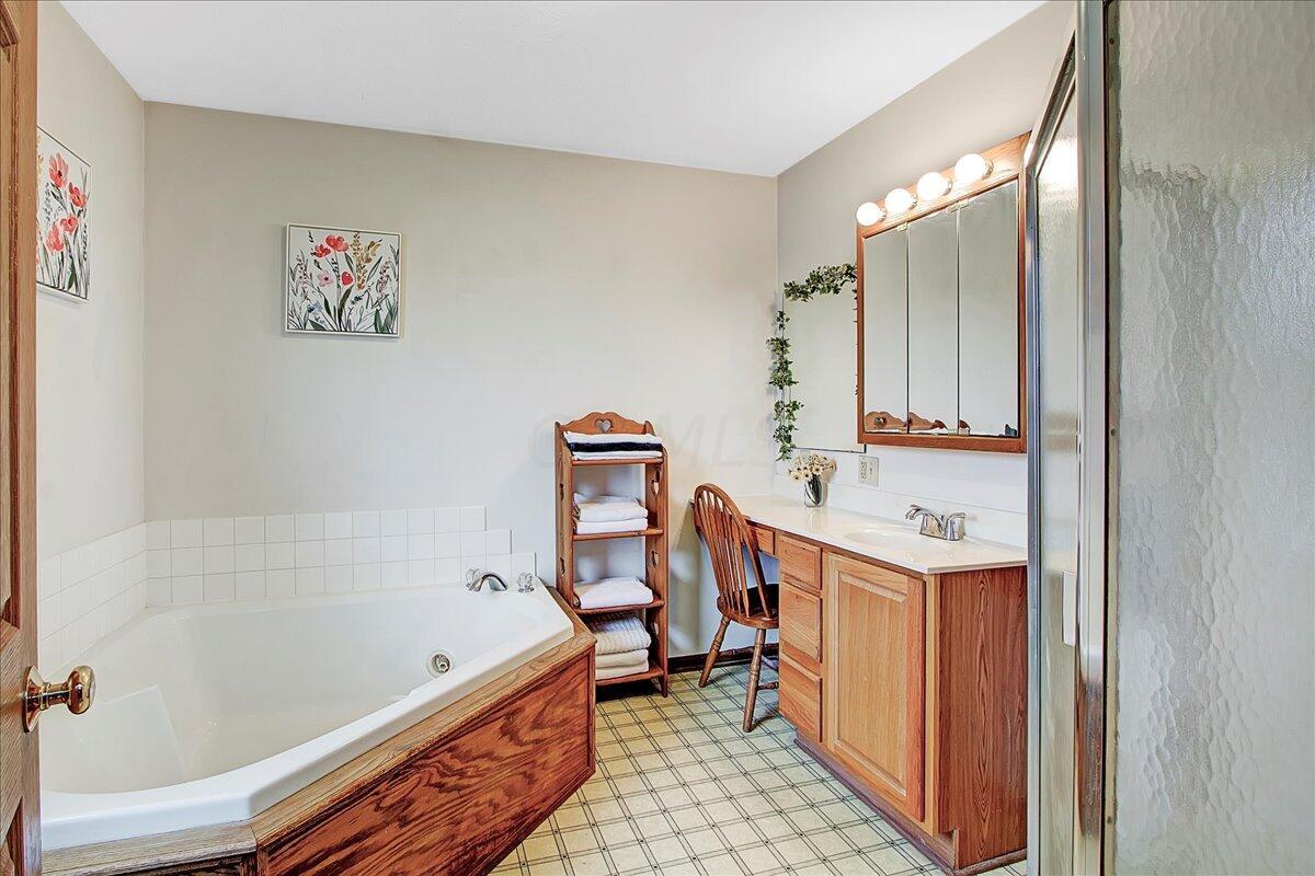 693 Lippincott Road Urbana, OH 43078 - Photo 30 of 50 30-IMG_4116_7_8