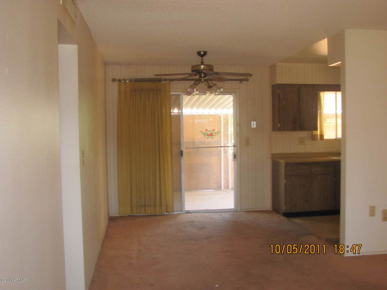 15401 North Ridgeview Road Sun City, AZ 85351 - Photo 3 of 10 dining