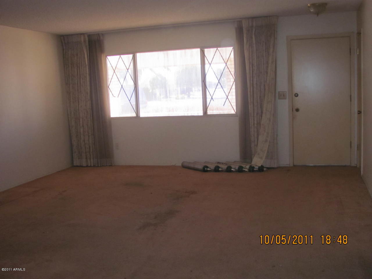 15401 North Ridgeview Road Sun City, AZ 85351 - Photo 4 of 10 living room