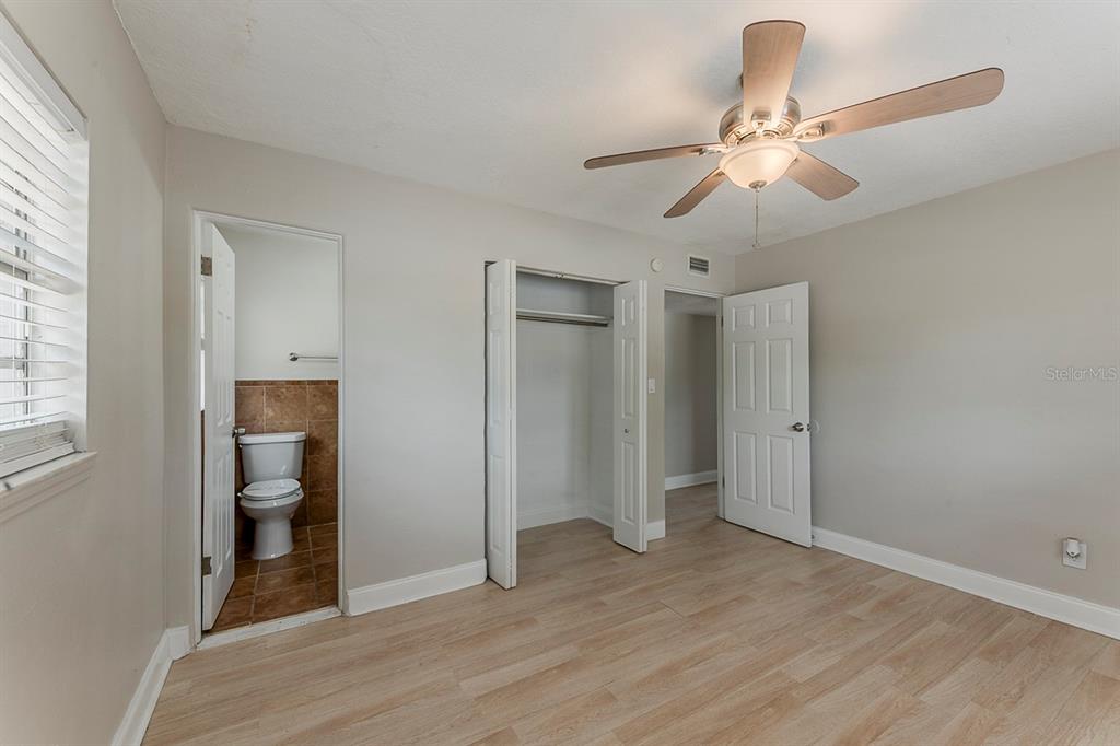 5500 Riviera Drive Orlando, FL 32808 - Photo 36 of 48 a view of an empty room and window