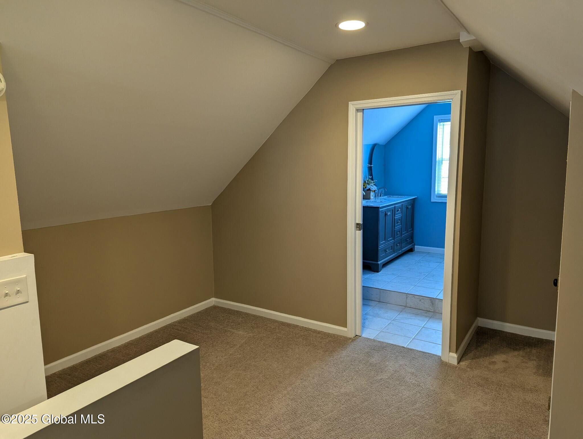 1808 Randolph Road Schenectady, NY 12308 - Photo 17 of 29 tempImagez4kyyA