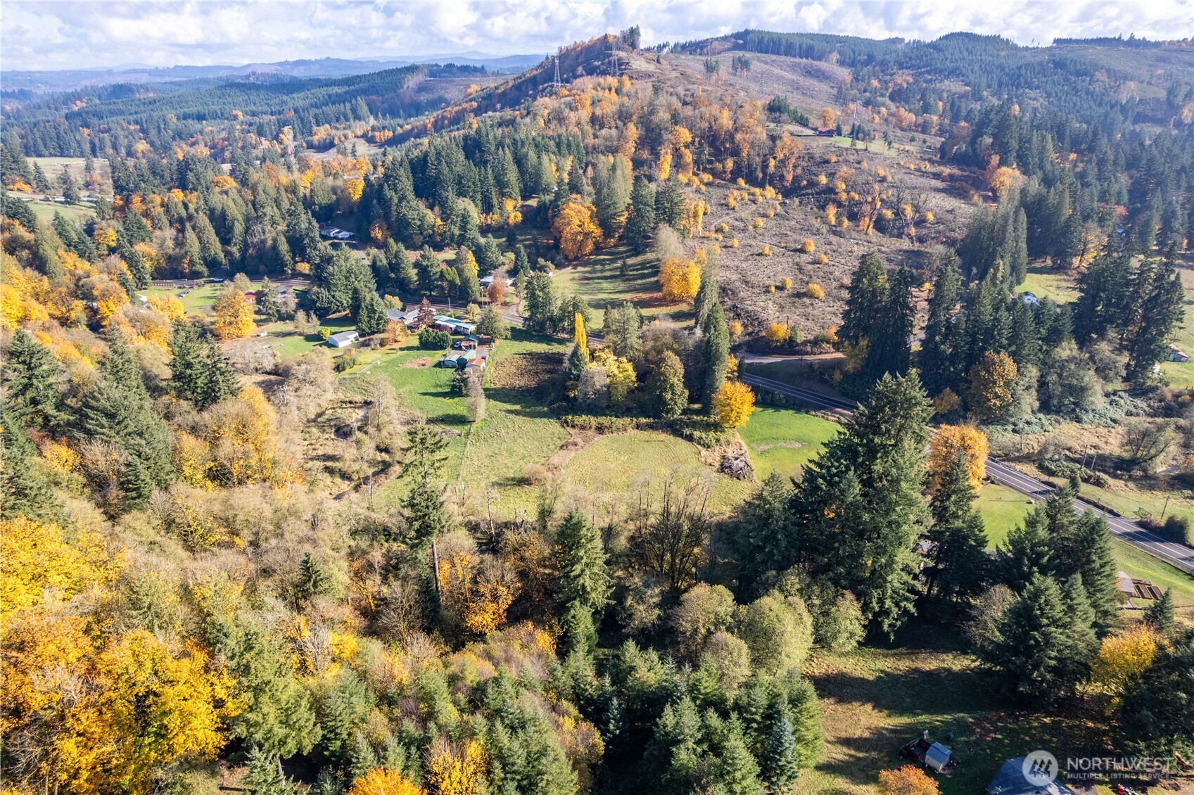 2104 Delameter Road Castle Rock, WA 98611 - Photo 12 of 13 a view of a city