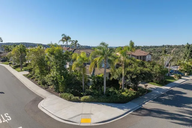 $2,345,000 | 1747 Oriole Court, Carlsbad, CA 92011