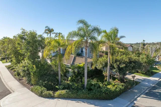 $2,345,000 | 1747 Oriole Court, Carlsbad, CA 92011