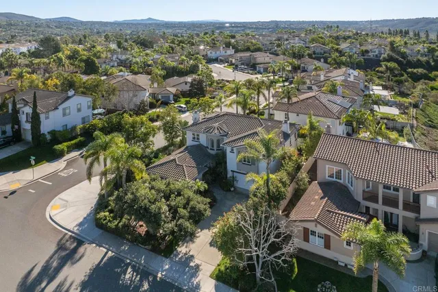 $2,345,000 | 1747 Oriole Court, Carlsbad, CA 92011