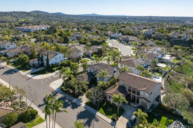 $2,345,000 | 1747 Oriole Court, Carlsbad, CA 92011