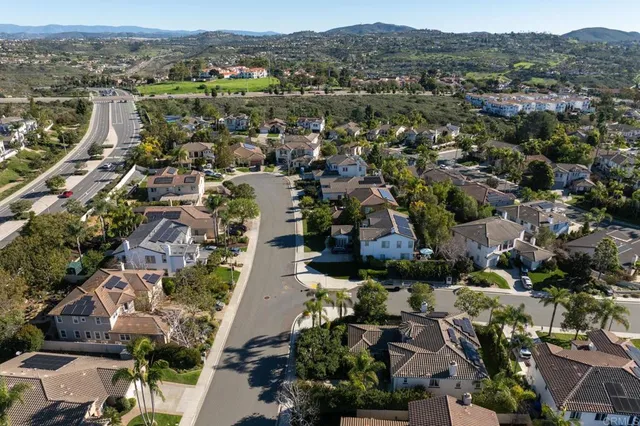 $2,345,000 | 1747 Oriole Court, Carlsbad, CA 92011