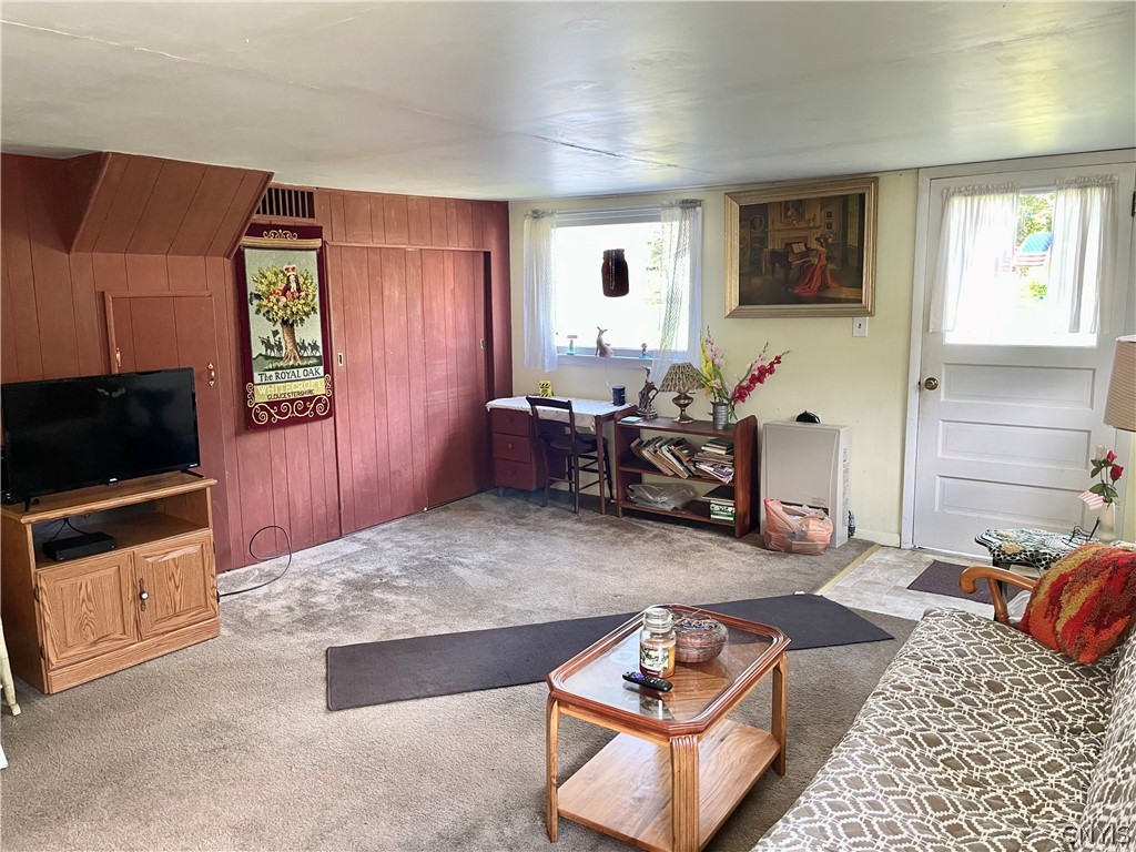 8 Hickory Point Road Constantia, NY 13042 - Photo 17 of 30