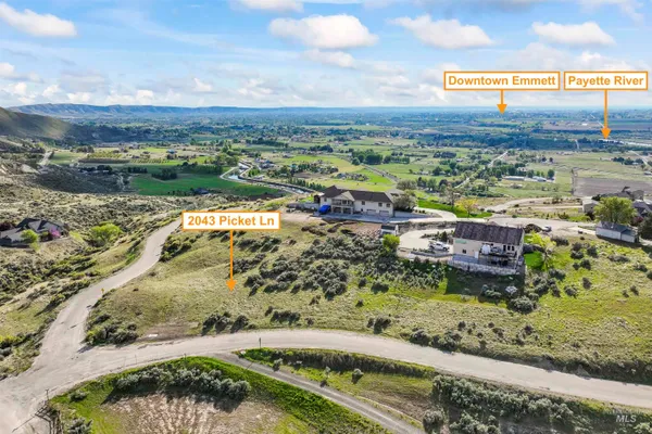 $169,900 | 2043 Picket Lane, Emmett, ID 83617