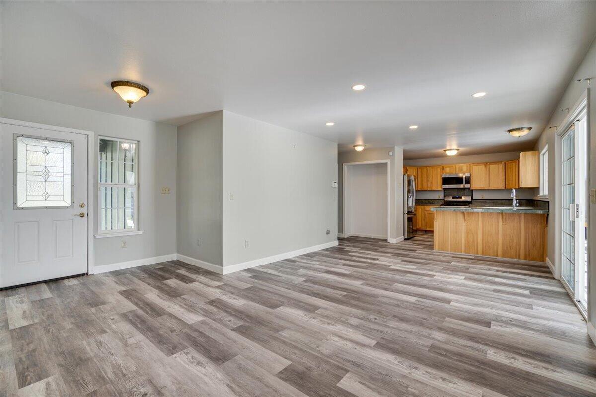 1770 Tompkins Hill Road Fortuna, CA 95540 - Photo 5 of 37
