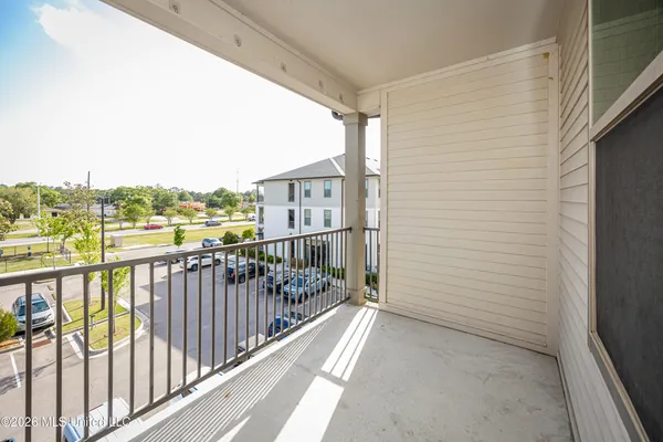 $240,000 | 2501 Bienville Boulevard, Unit 434, Ocean Springs, MS 39564
