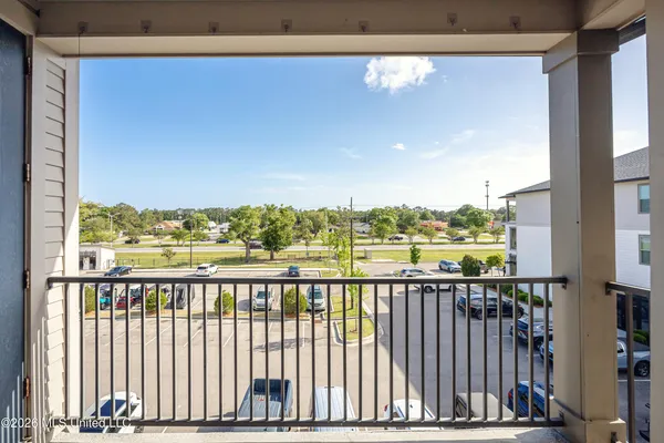 $240,000 | 2501 Bienville Boulevard, Unit 434, Ocean Springs, MS 39564