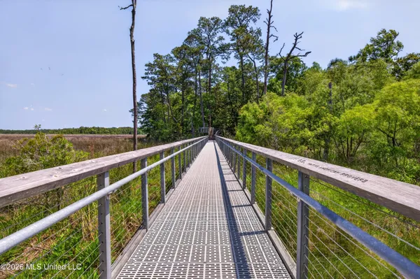 $240,000 | 2501 Bienville Boulevard, Unit 434, Ocean Springs, MS 39564